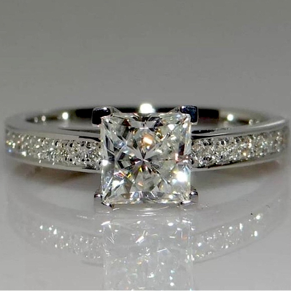 925 SILVER SQUARE DIAMOND ENGAGEMENT WEDDING GIFT COCKTAIL SHINY RING